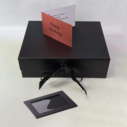 Gift-Box-with-frame.jpg